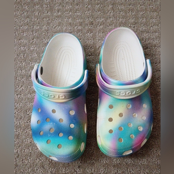 CROCS Multi Color Clogs - Picture 2 of 6
